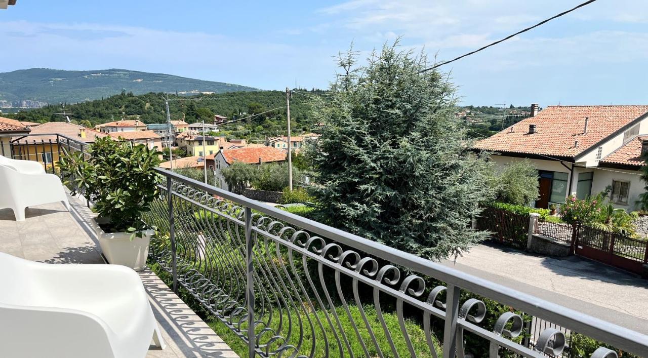 Residenza Al Sogno - On Lake Garda カヴァイオーン・ヴェロネーゼ エクステリア 写真